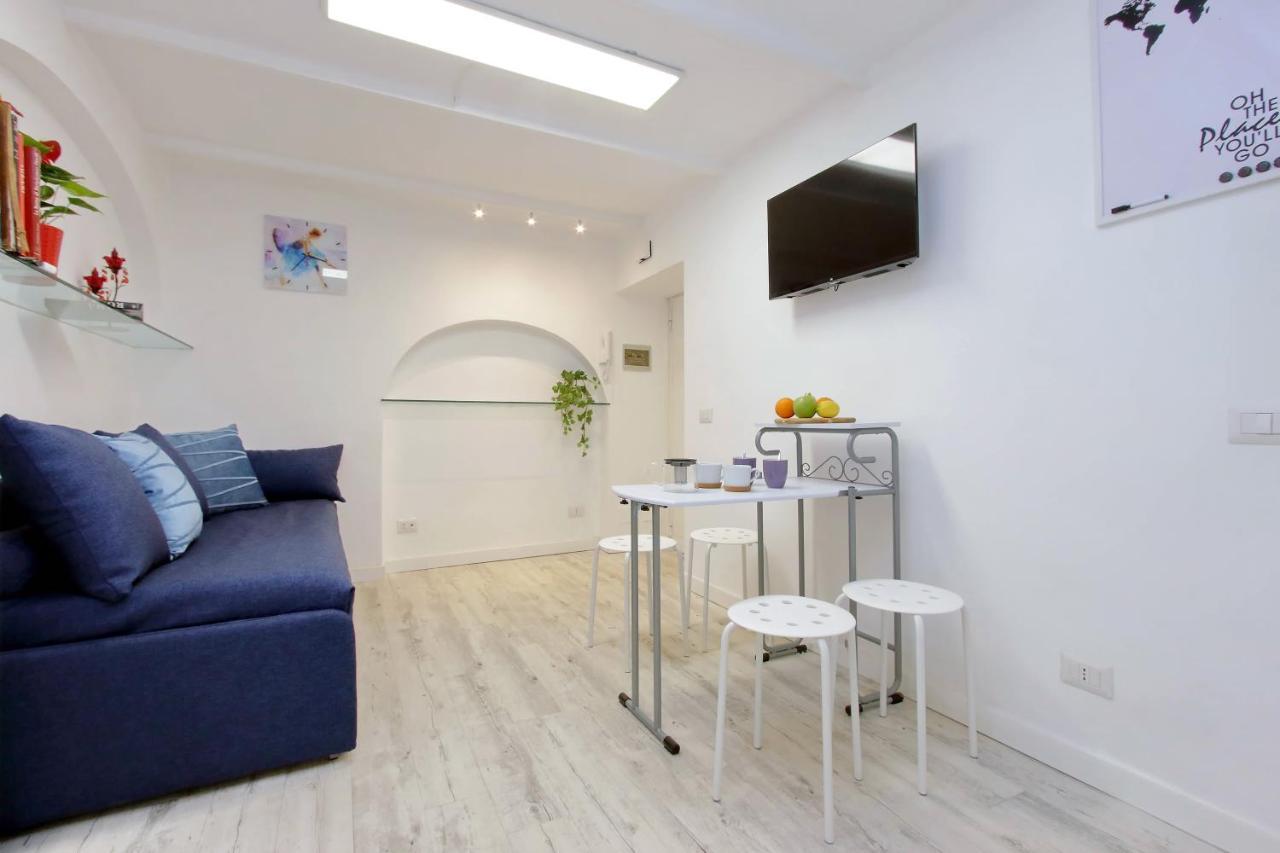 Ych-Confortevole Suite Al Colosseo Roma Exterior foto