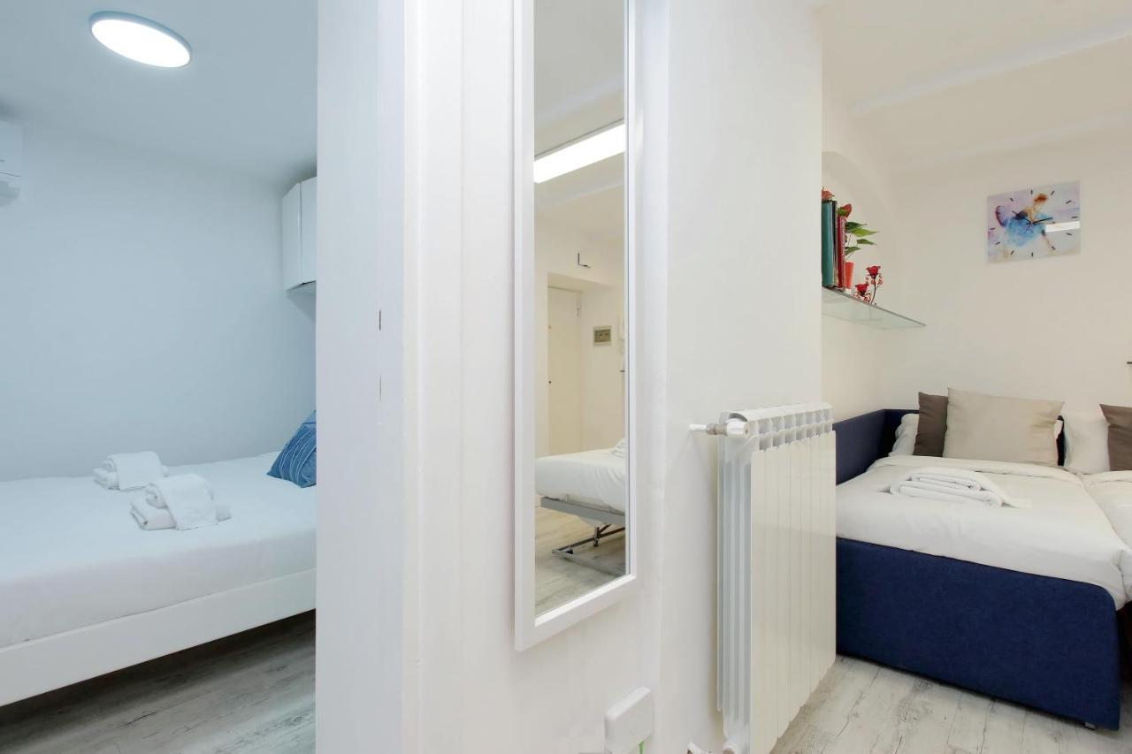Ych-Confortevole Suite Al Colosseo Roma Exterior foto